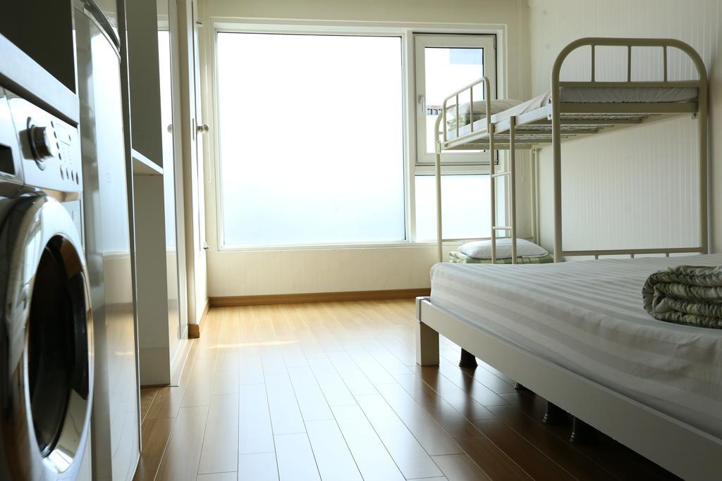 Auberge de jeunesse Phil House à Guri Chambre photo
