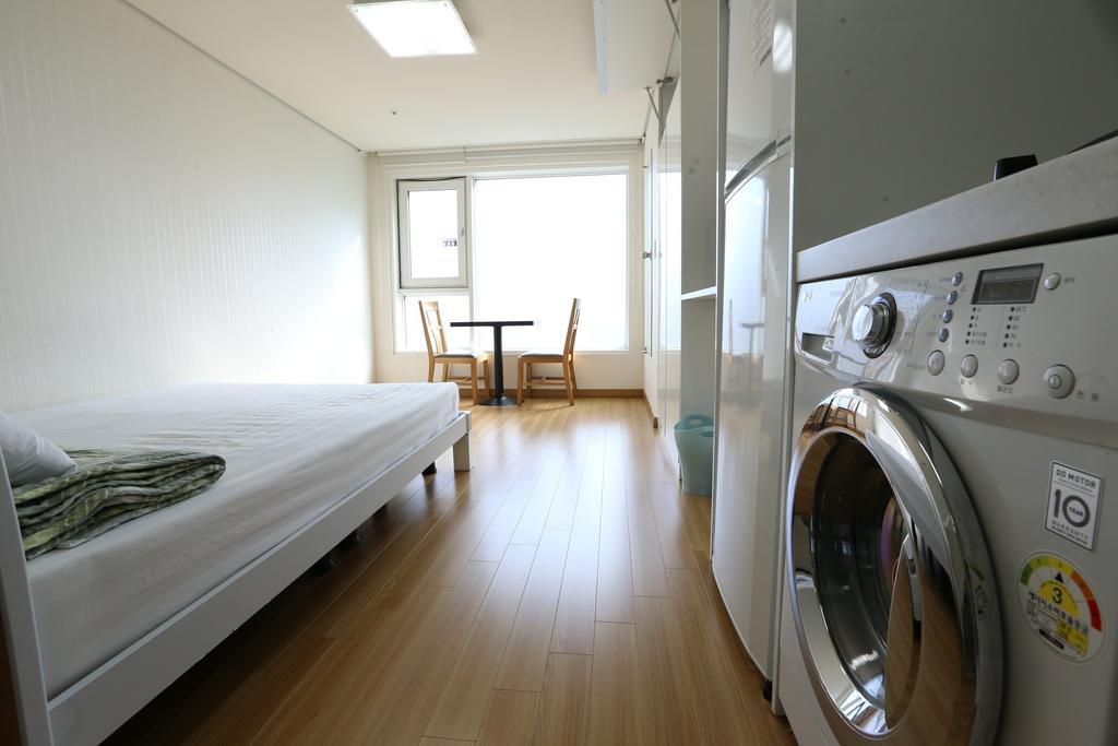 Auberge de jeunesse Phil House à Guri Chambre photo