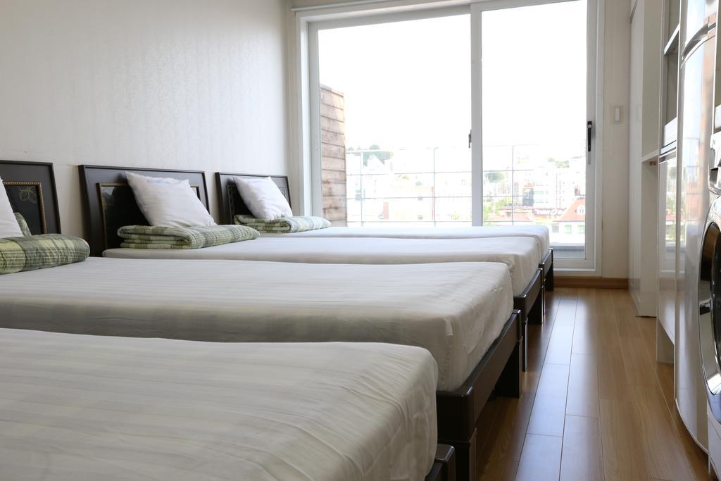 Auberge de jeunesse Phil House à Guri Chambre photo