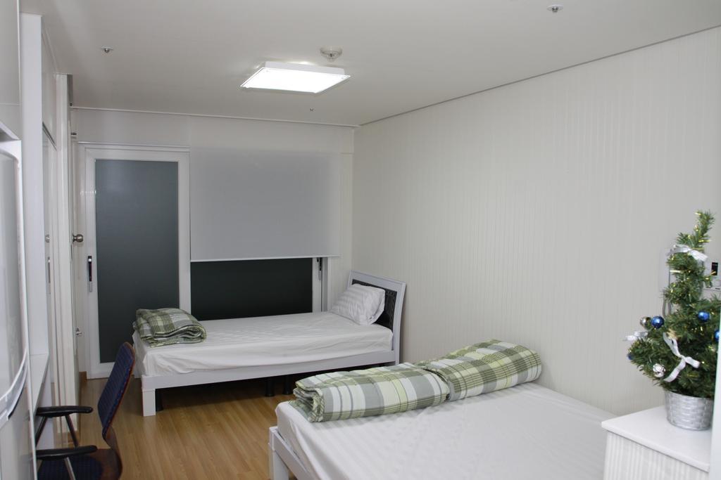 Auberge de jeunesse Phil House à Guri Chambre photo